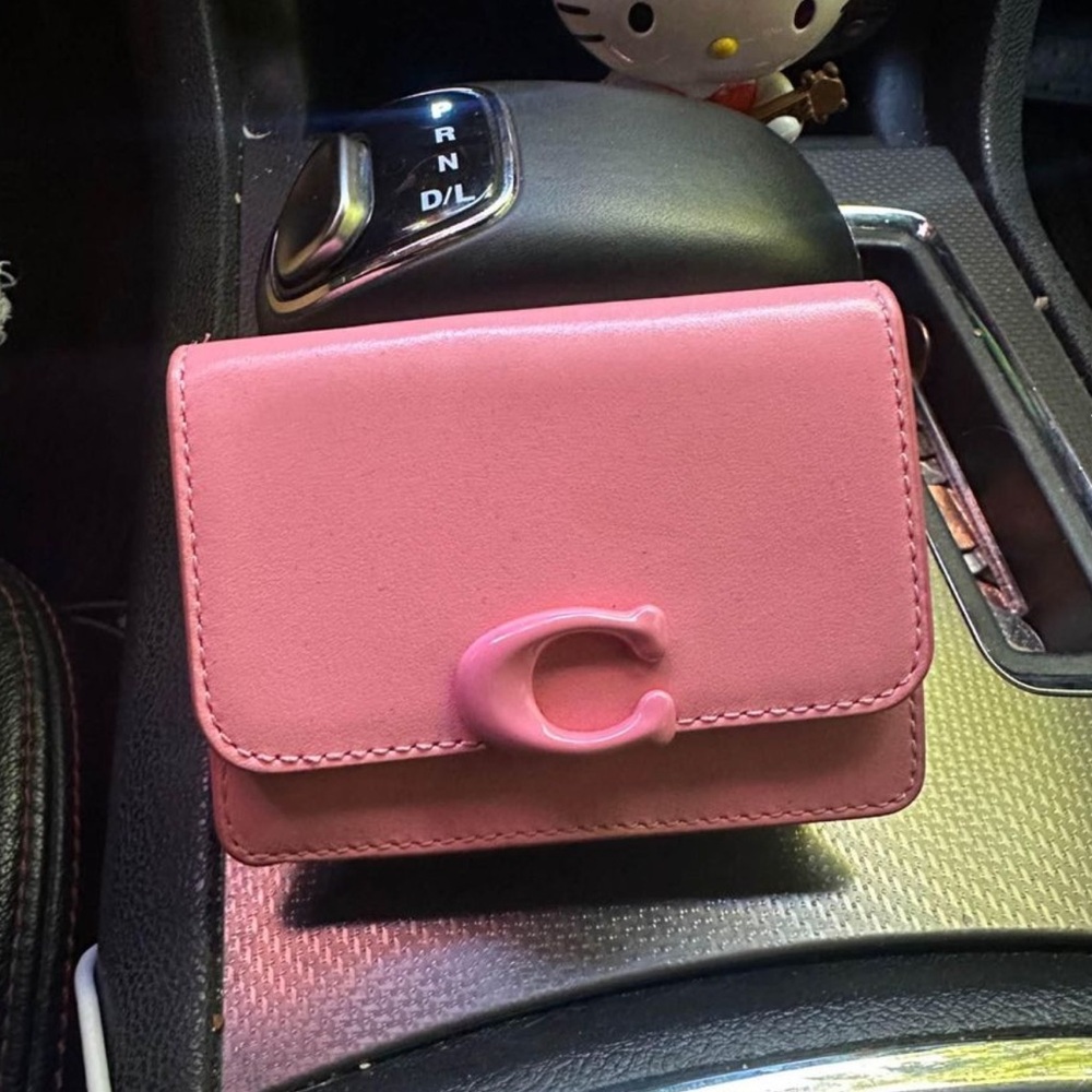 Coach Card Holder